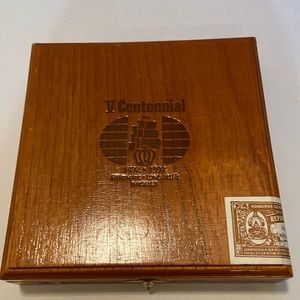 Vintage V Centennial 1492-1992 Wooden Cigar Box